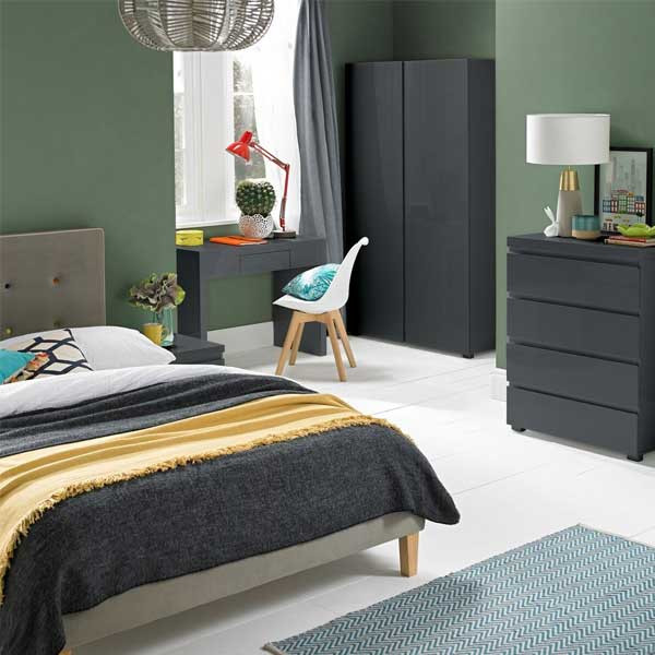 Puro Black Bedroom Set